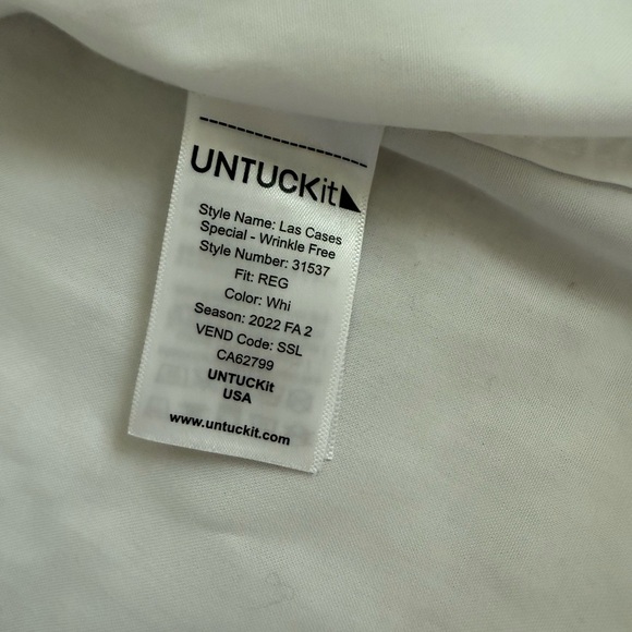 UNTUCKit White and Blue Dress Shirt - Picture 4 of 4